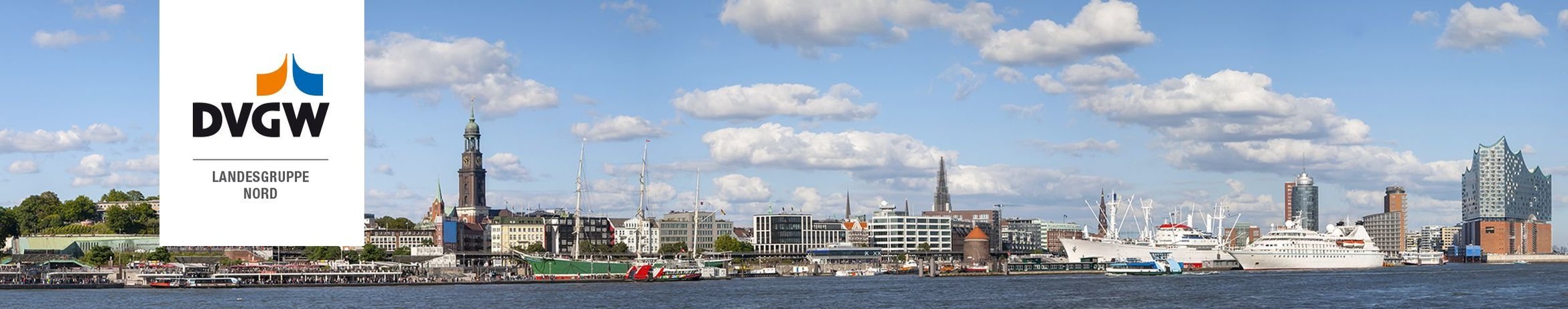 Ansicht von Hamburg vom Hafen aus gesehen
